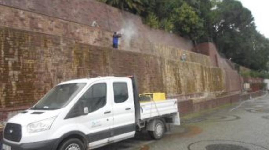 İzmit Belediyesi’nden Şelaleye Bakım