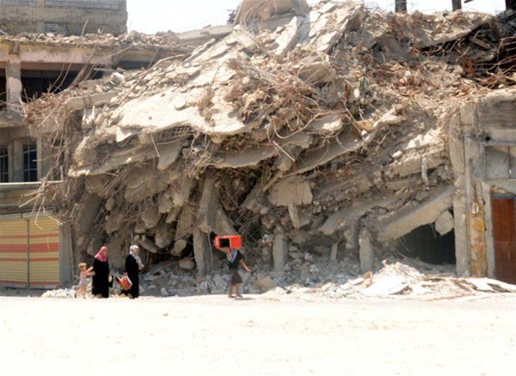 Bir yanda enkaz bir yanda gece hayatı  G2