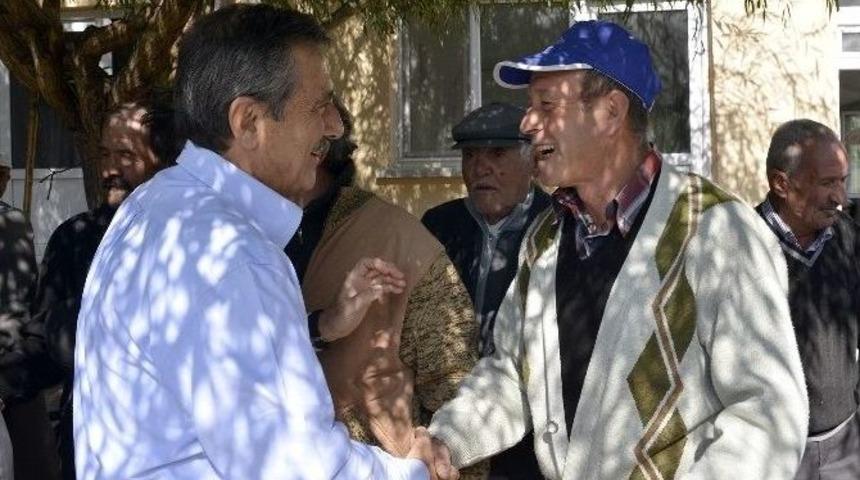 Başkan Ata&ccedil;&rsquo;a Davul Zurnalı Karşılama