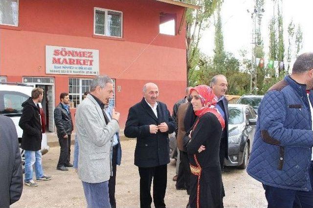 Zehra Taşkesenlioğlu’na Hınıslı Kadınlardan Büyük İlgi