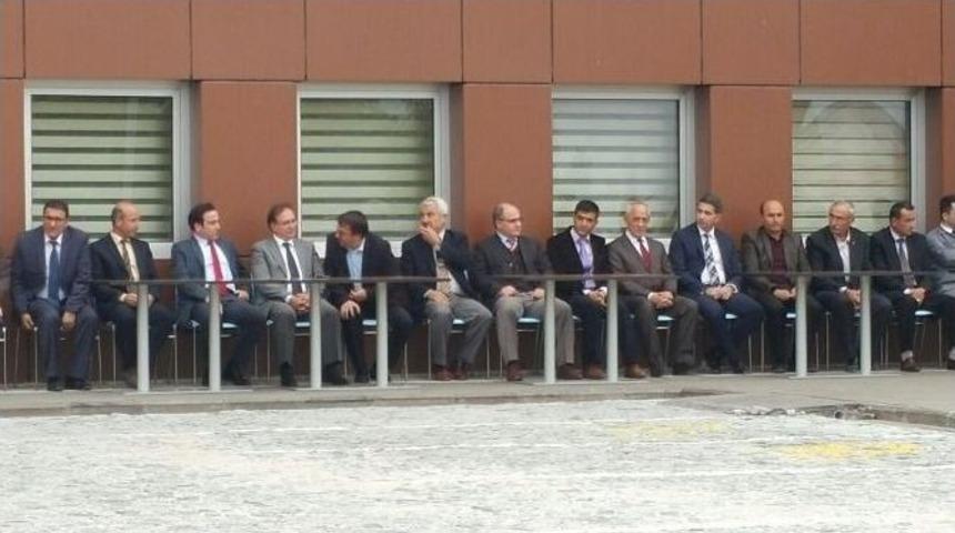 Ak&ccedil;adağ Devlet Hastanesi&rsquo;nde Aşure İkramı