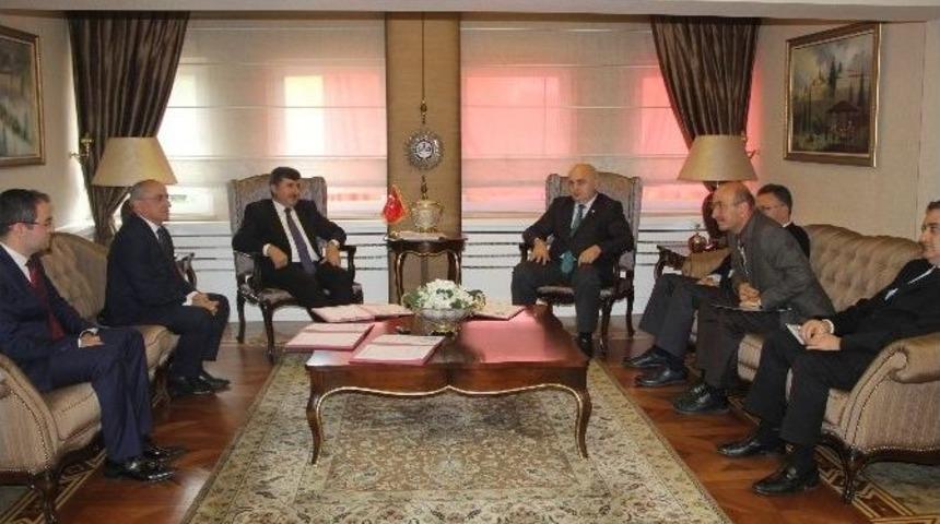 Trabzon&rsquo;da &ldquo;&uuml;niversiteye Yolculuk&rdquo; Projesinin Protokol&uuml; İmzalandı