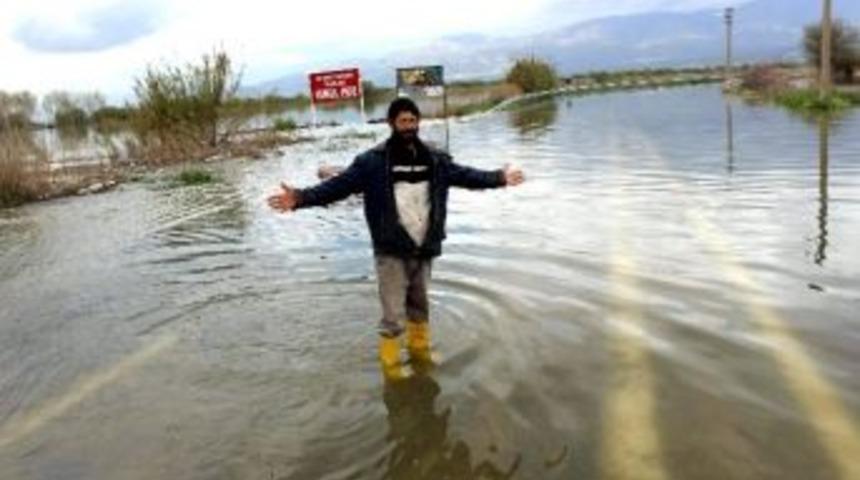 Aydınlı Çiftçiye 2 Milyon Tl Afet Desteği