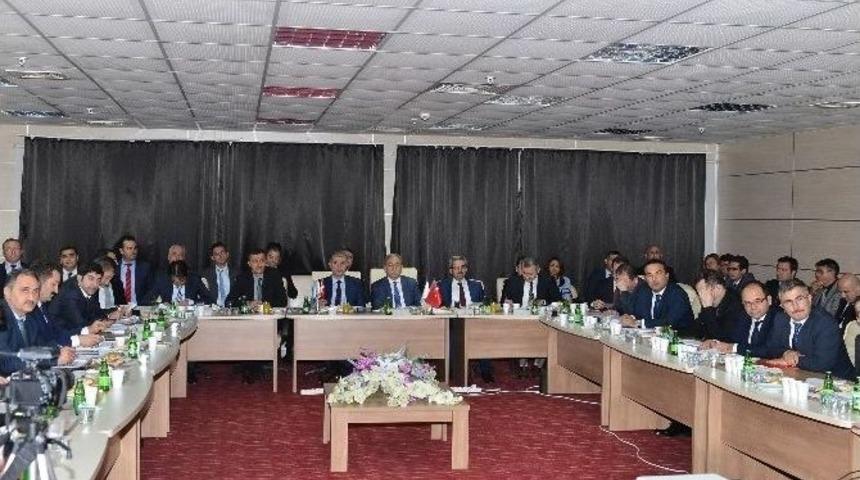 Adana Ve Mersin&rsquo;in Sağlık Hizmetleri Masaya Yatırıldı