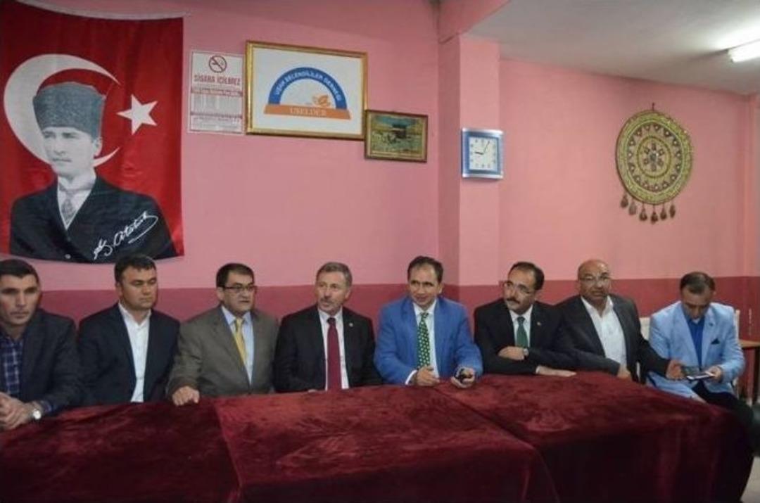 &Ouml;zdağ Selendi&rsquo;de Aşure Hayrına Katıldı