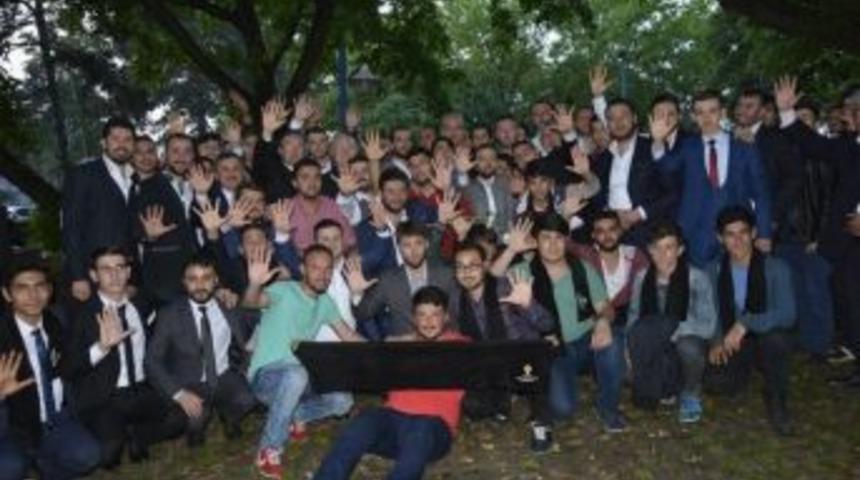 Kurtulmuş, Gen&ccedil;lere Duyarsız Kalmadı