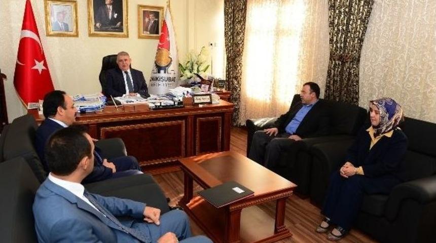 Onikişubat&rsquo;tan &Ouml;ğrencilere Kitap Hediyesi