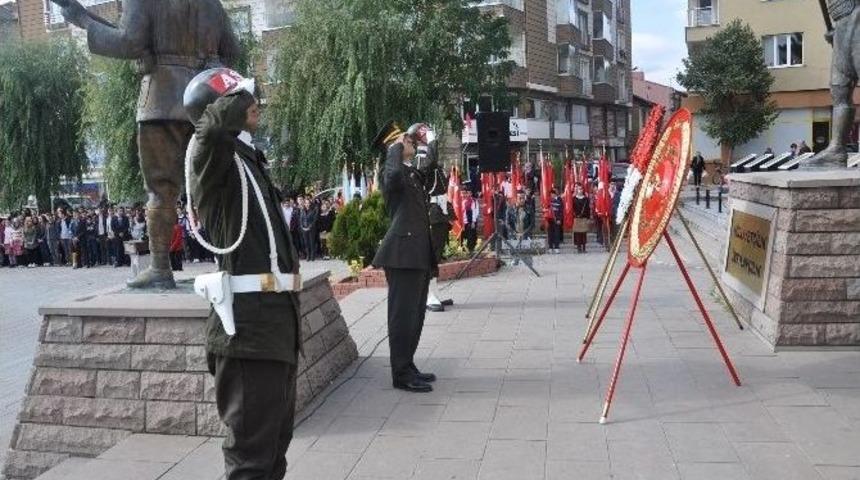 Boz&uuml;y&uuml;k&rsquo;te 29 Ekim Cumhuriyet Bayramı Kutlamaları Başladı