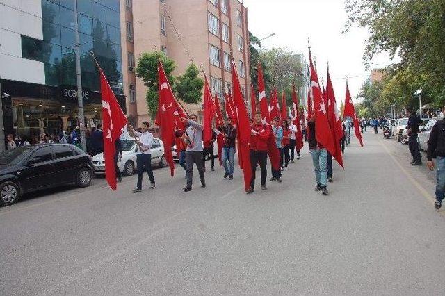 Adıyaman’da Cumhuriyet Yürüyüşü Gerçekleştirildi