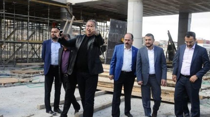 Belediye Başkanı &Uuml;nver, K&uuml;lliye İnşaatında Ak Parti Milletvekilleri İle İncelemelerde Bulundu