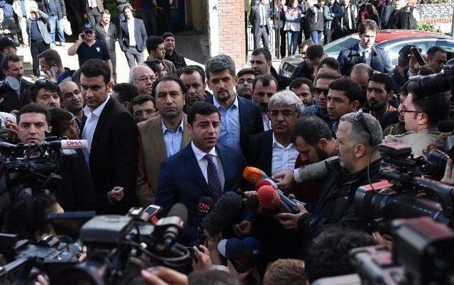 Demirtaş’tan İpek Medya Grubu’na Ziyaret