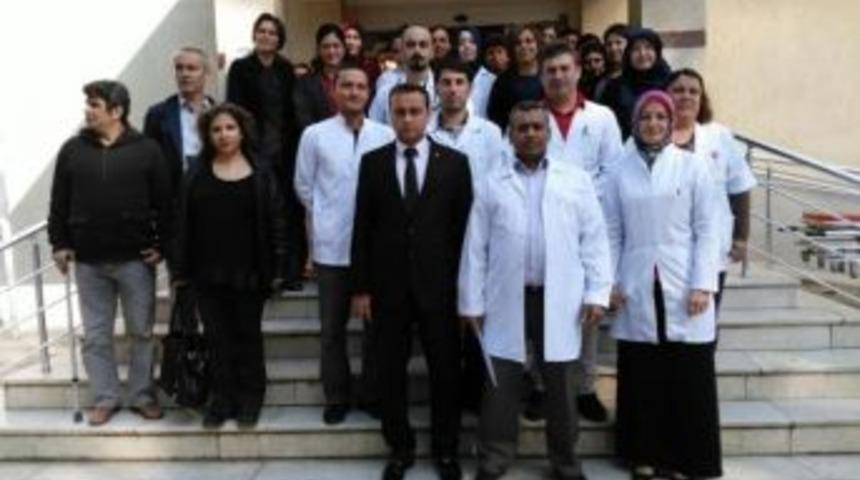 Sarıgöl’de Sağlık Çalışanları Terörü Kınadı