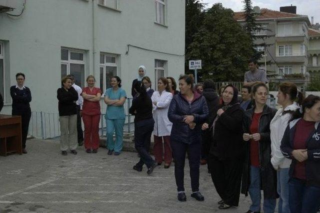 Deprem Tatbikatı İlçeyi Ayağa Kaldırdı