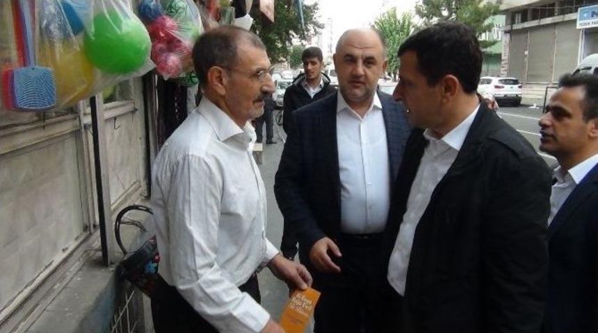 Ak Partili Adaylar Esnafları Ziyaret Etti