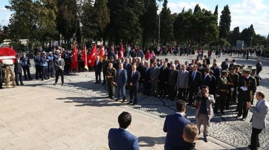 Ey&uuml;p&rsquo;te 29 Ekim Coşkusu