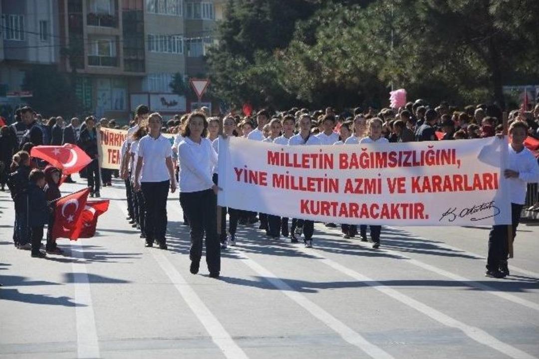 29 Ekim Cumhuriyet Bayramı Balıkesir&rsquo;de Kutlandı