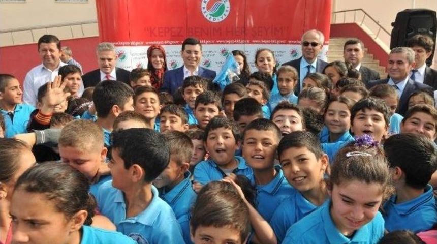 Kepez&rsquo;de Okul Formaları T&uuml;t&uuml;nc&uuml;&rsquo;den