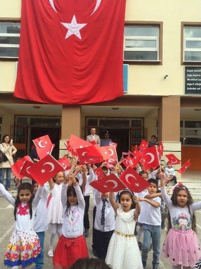 Gazipaşa İlköğretim Okulu’nda Cumhuriyet Coşkusu