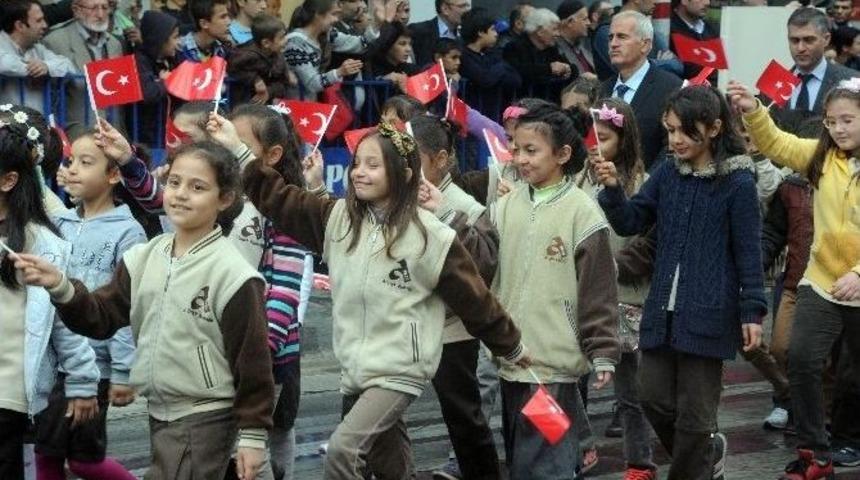 Kahramanmaraş&rsquo;ta Cumhuriyet Bayramı Kutlandı