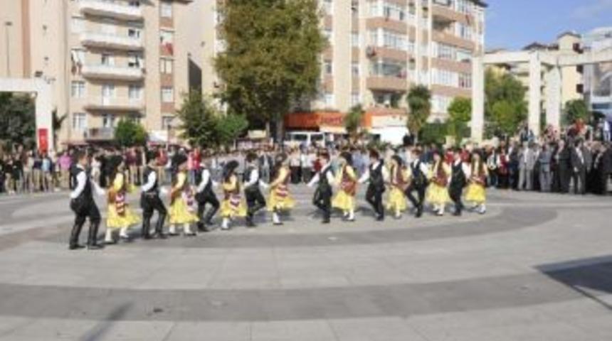 Darıca Cumhuriyet Bayramını Kutladı