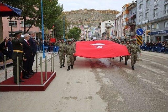 Cumhuriyet Bayramı Bayburt’ta Coşkuyla Kutlandı