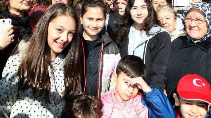 Cumhuriyet Kutlamalarında Vatandaşlardan B&uuml;y&uuml;kerşen&rsquo;e Yoğun İlgi