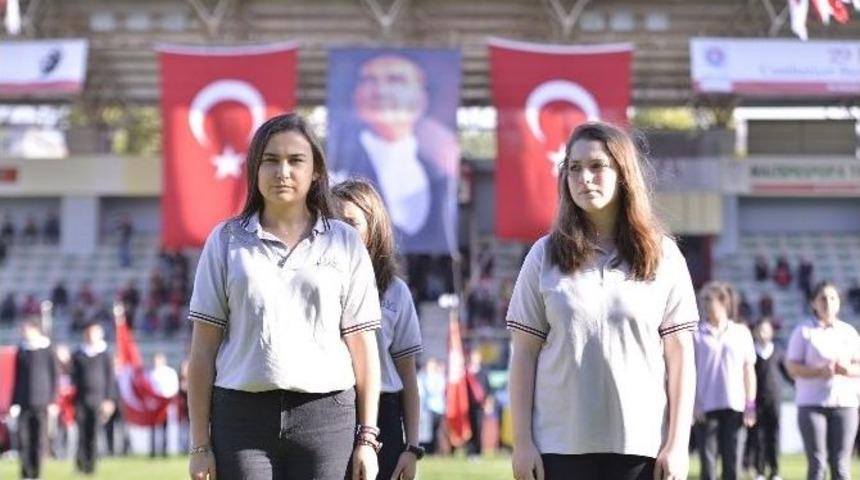 Maltepe&rsquo;de 92&rsquo;nci Yıl Coşkusu