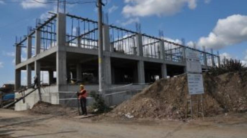 Kartepe H&uuml;k&uuml;met Konağı Hızla İlerliyor