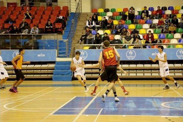 İhlas Koleji&rsquo;nde Play-off Heyecanı S&uuml;r&uuml;yor 1
