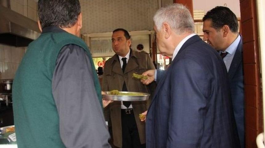 Uzer&rsquo;e İn&ouml;n&uuml; Esnafından Yoğun İlgi