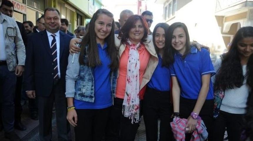 Başkan &Ccedil;er&ccedil;ioğlu, &Ccedil;inelilerle Buluştu