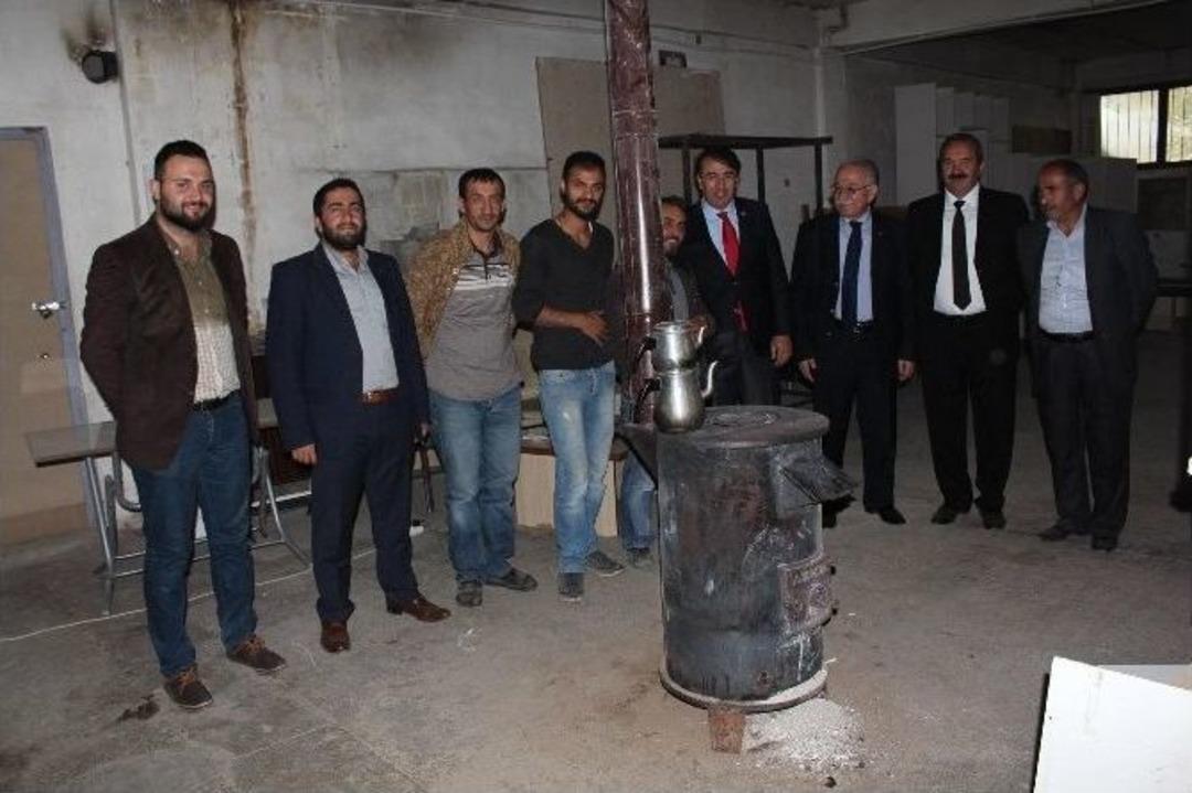 Aydemir: &lsquo;erzurum, Vefa&rsquo;da Zirvenin Adı&rsquo;