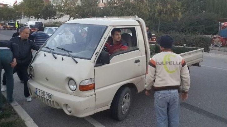 Önüne Köpek Çıkınca Kamyoneti Devirdi G1