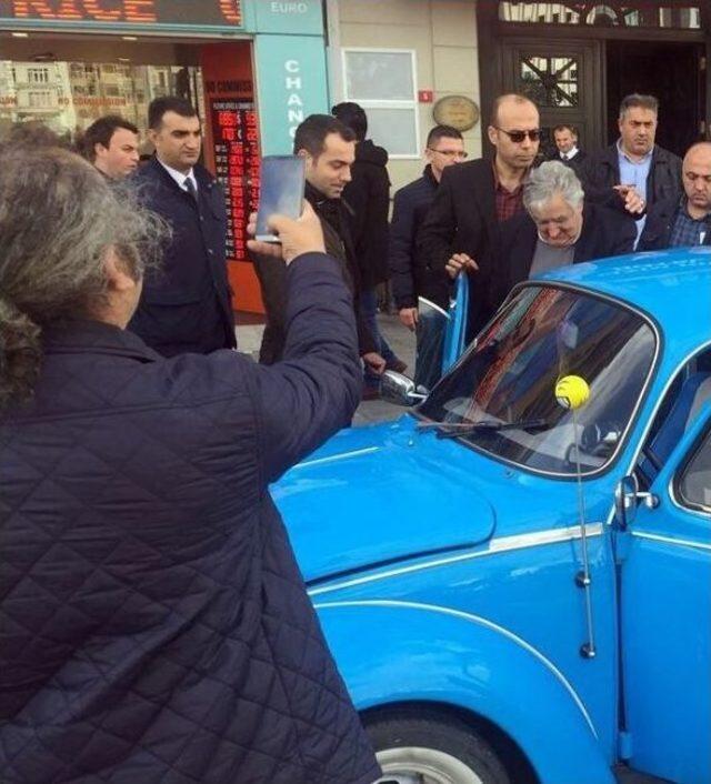 Uruguay Eski Devlet Başkanına Makam Aracı ’vosvos’, Başkan Kerimoğlu’ndan