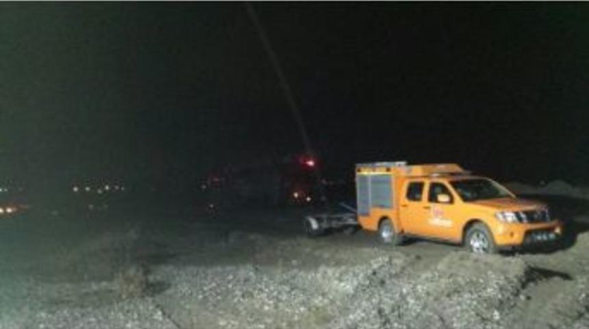 &Ccedil;ayda Mahsur Kalan Vatandaşı Afad Ekipleri Kurtardı