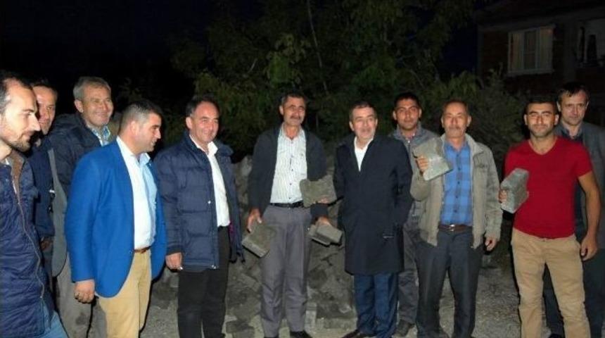 Edremit&rsquo;te Ak Parti&rsquo;ye Sevgi Seli