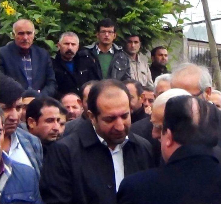 Erciş’te Öldürülen Esnaf Toprağa Verildi G3