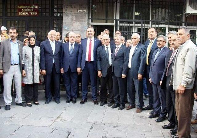 Ak Parti’den Şehit Aileleri Derneği’ne Ziyaret