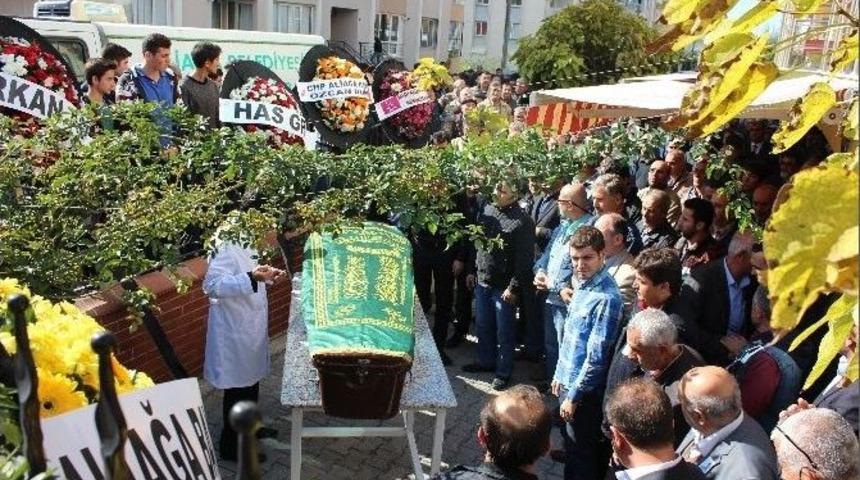 Kardeşiyle Aynı Kaderi Paylaşan İş&ccedil;i Toprağa Verildi