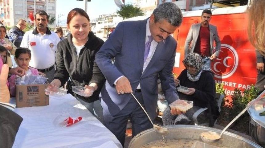 Nazilli&rsquo;de 10 Bin Kişiye Aşure Dağıtıldı