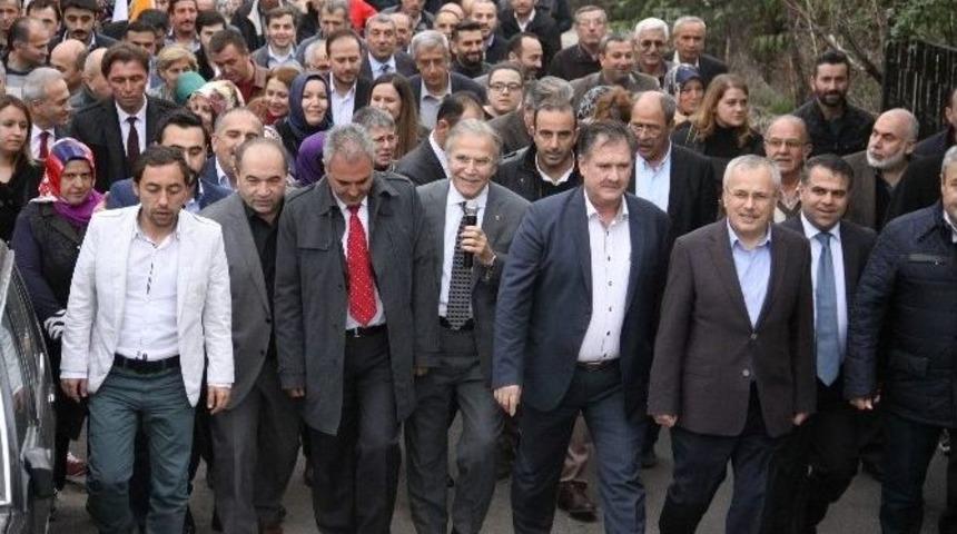 Ak Parti Genel Başkan Yardımcısı Mehmet Ali Şahin: