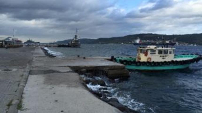&Ccedil;anakkale&rsquo;de Fırtına Hayatı Olumsuz Etkiliyor