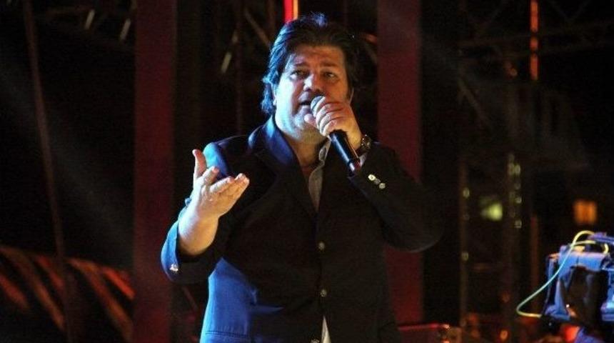 Ahmet Şafak Mhp&rsquo;lileri Coşturdu