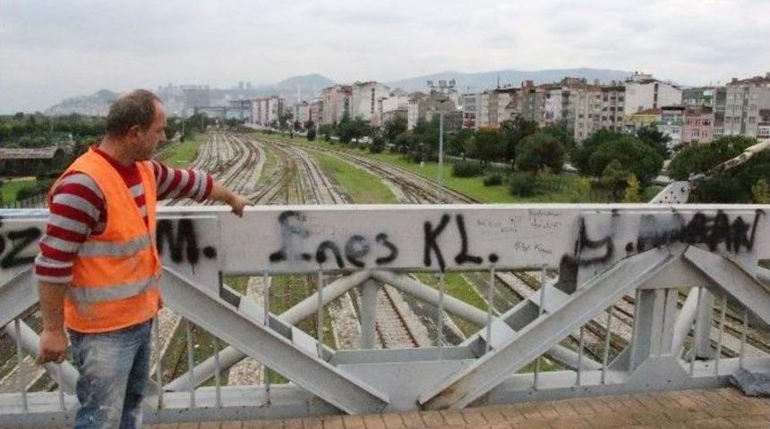 Magandalar Şehri Kirletiyor