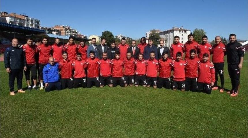 Uşak Futbolunun Geleceğini Emin Ellerde