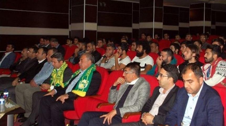 Taraftarlar Ak Parti&rsquo;den, Ak Parti Taraftarlardan Destek İstedi