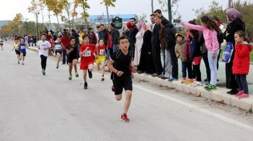 Eskişehir&rsquo;de Cumhuriyet Kupası Atletizm Kros M&uuml;sabakaları