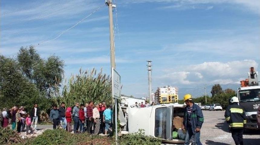Kumluca&rsquo;da Trafik Kazası: 1 Yaralı