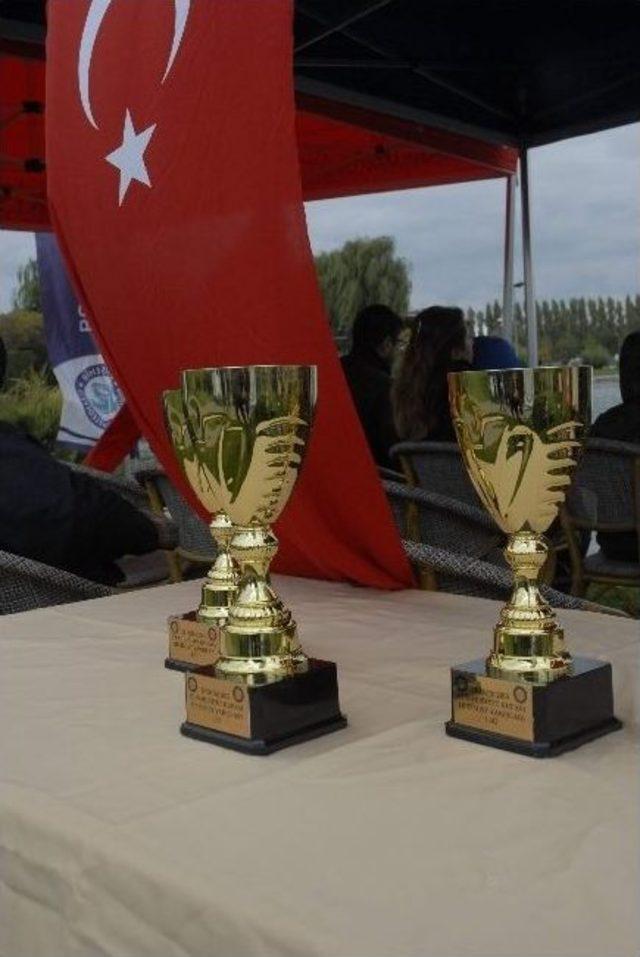 Eskişehir’de Cumhuriyet Kupası Optimist Yarışları Yapıldı