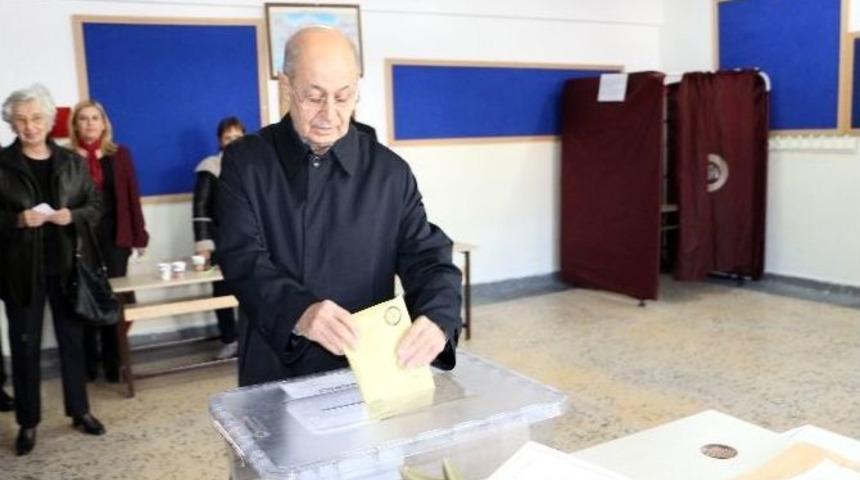 10. Cumhurbaşkanı Sezer Oyunu Kullandı